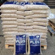 Wood pellets 6 mm 15kg ENplus 24 tons